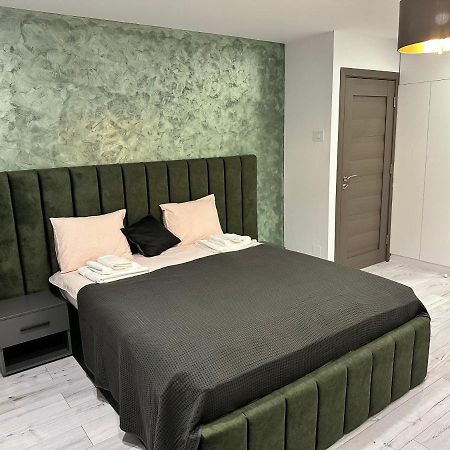 Timpuri Noi Studio Apartman Bukarest Kültér fotó
