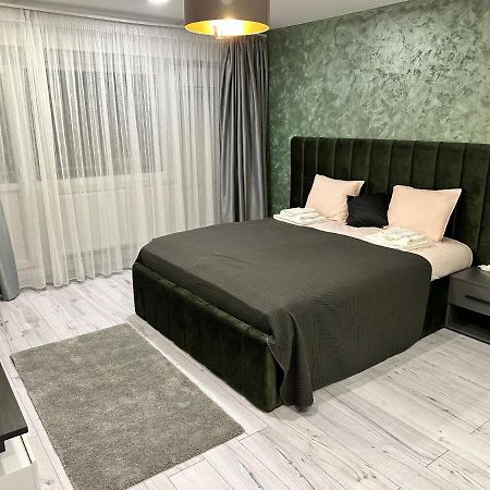 Timpuri Noi Studio Apartman Bukarest Kültér fotó